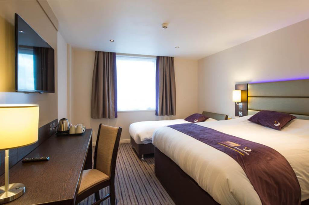Premier Inn London Kingston Upon Thames Kültér fotó